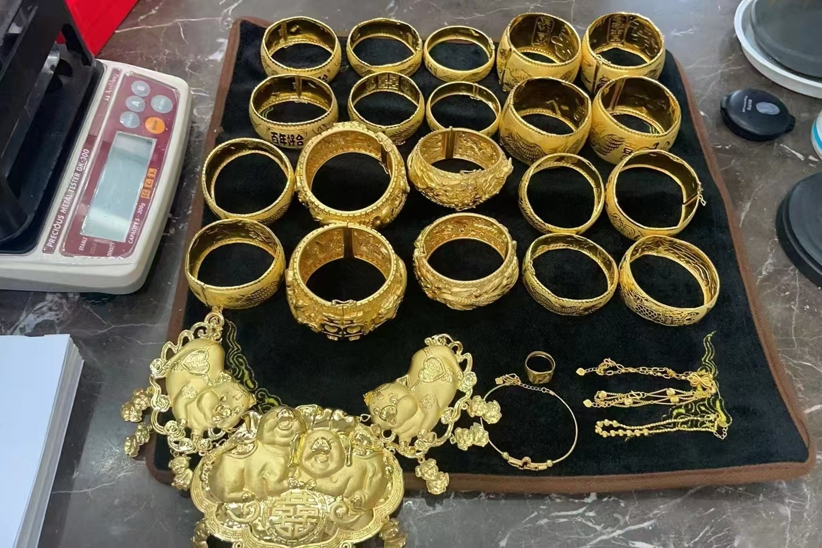 东盈奢侈品黄金回收