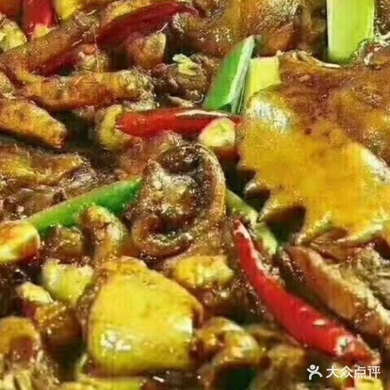 刘府铁锅炖(三部鲅鱼圈店)