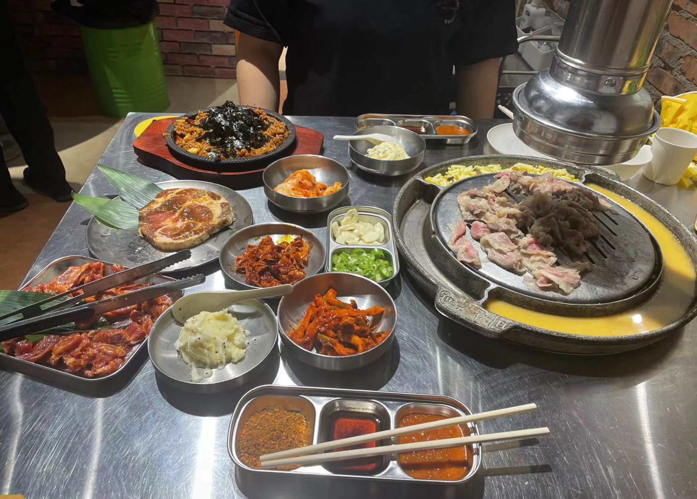 安小胖韩国烤肉(卫星广场店)