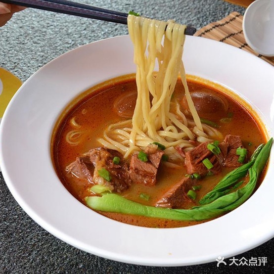 四区牛肉面(广东路店)