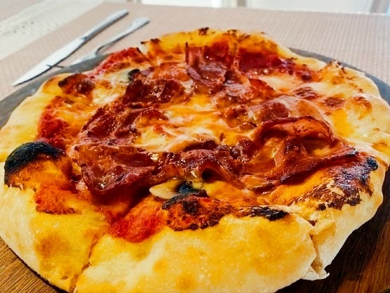 Akira's Restaurant Bistro