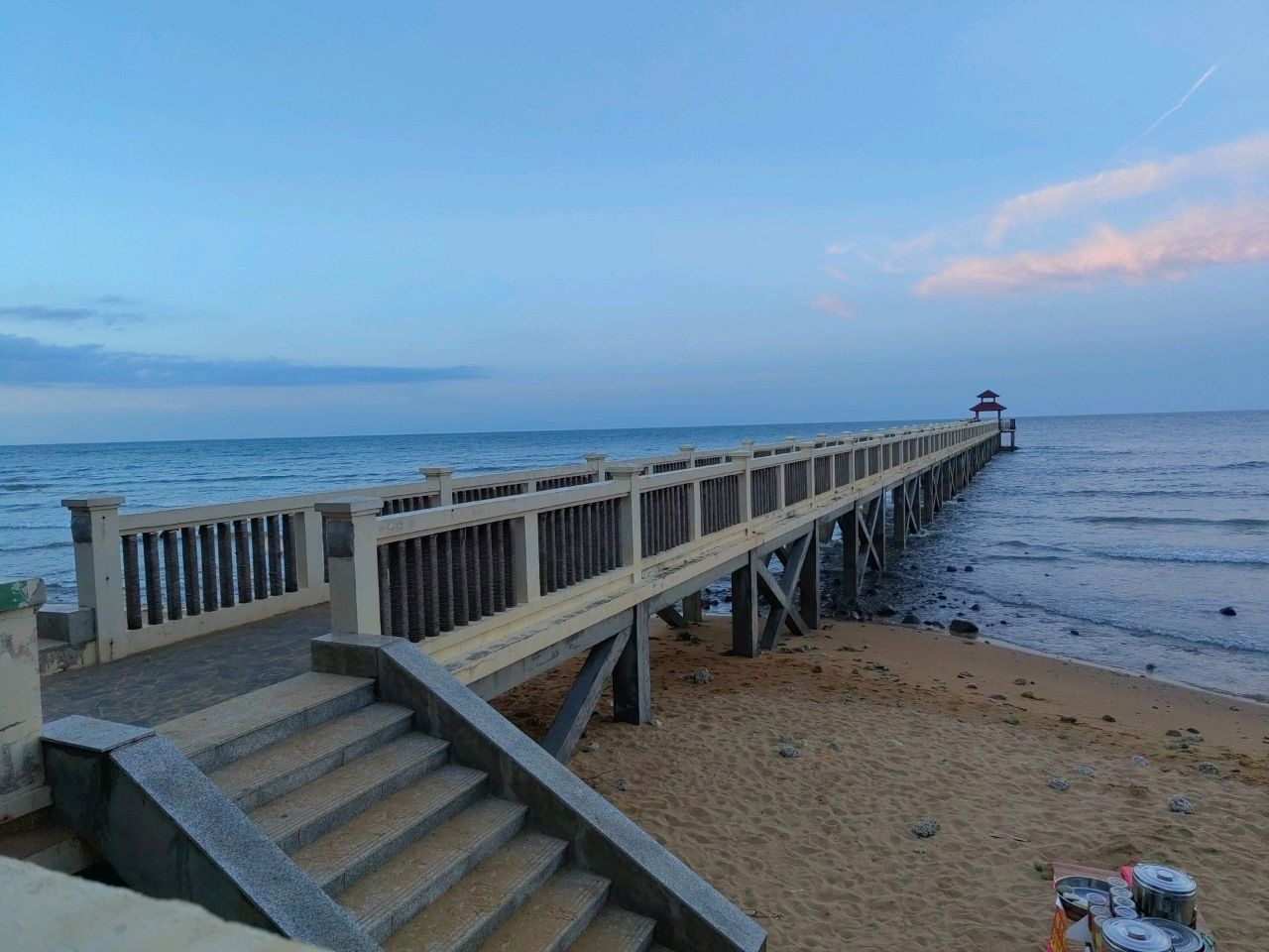 海南解放公园-海上栈桥