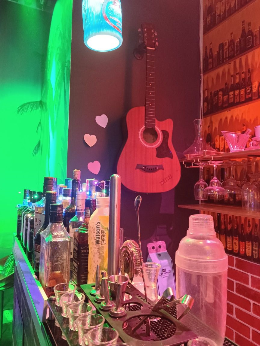 消愁鸡尾酒&音乐酒吧