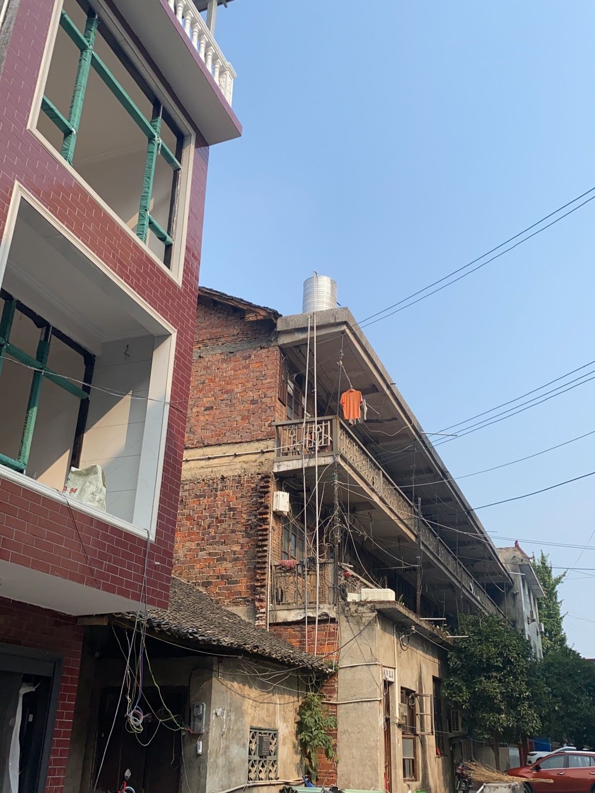 回龙寺镇建设街77号
