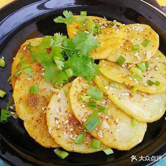 左记一贫麻辣香锅(大理店)