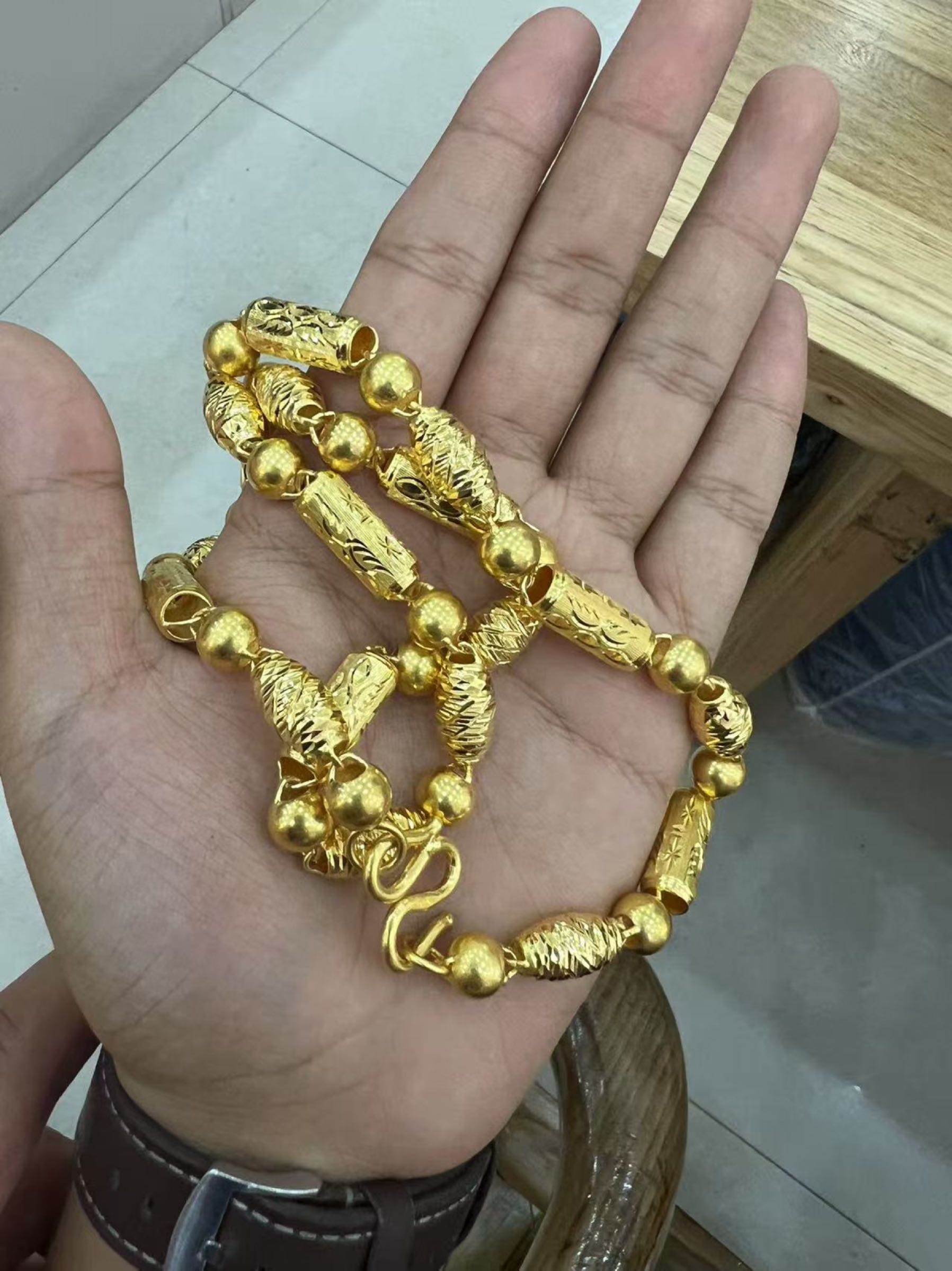 喜物陌闲奢侈品鉴定回收