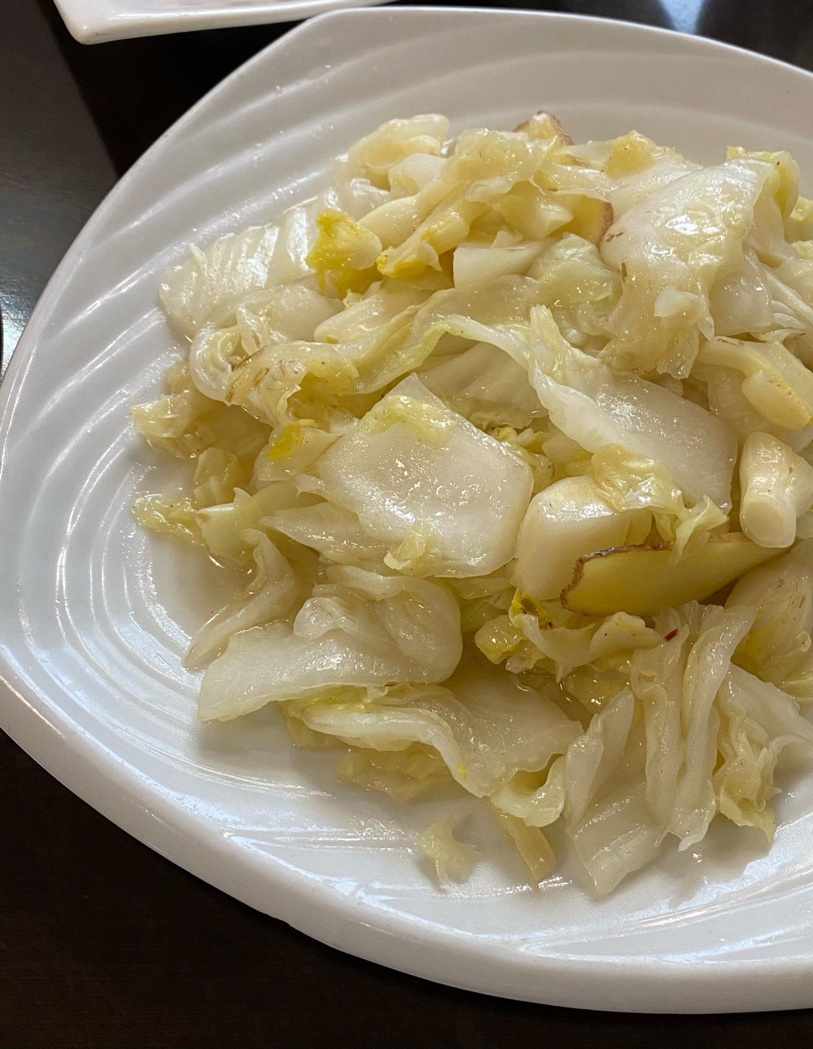 泉月柴火灶特色菜(门口大公鸡店)