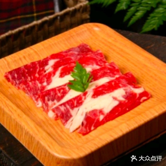 良奈牛·霜降和牛寿喜锅助(爱琴海购物公园店)