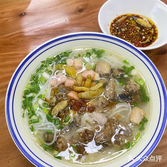 貘忌谷熙稻风云味米线馆