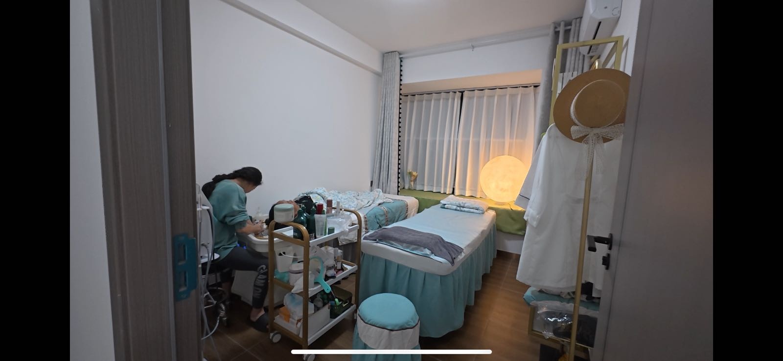 雪花印调肤养肤连锁(产城融合店)