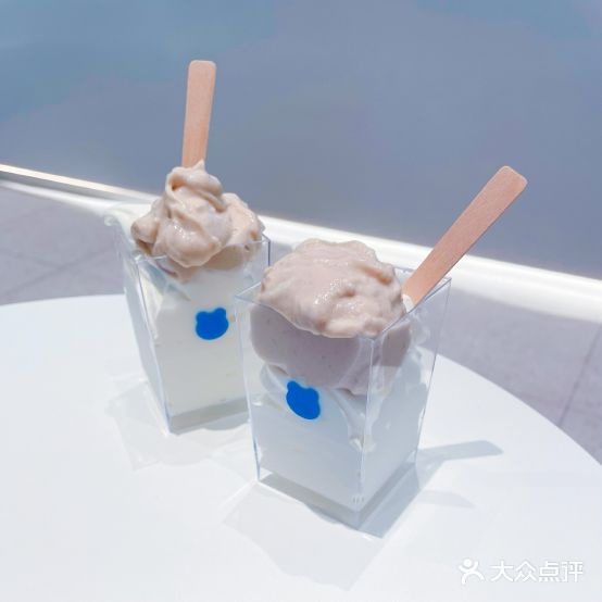 兰熊鲜奶(金安环宇荟店)