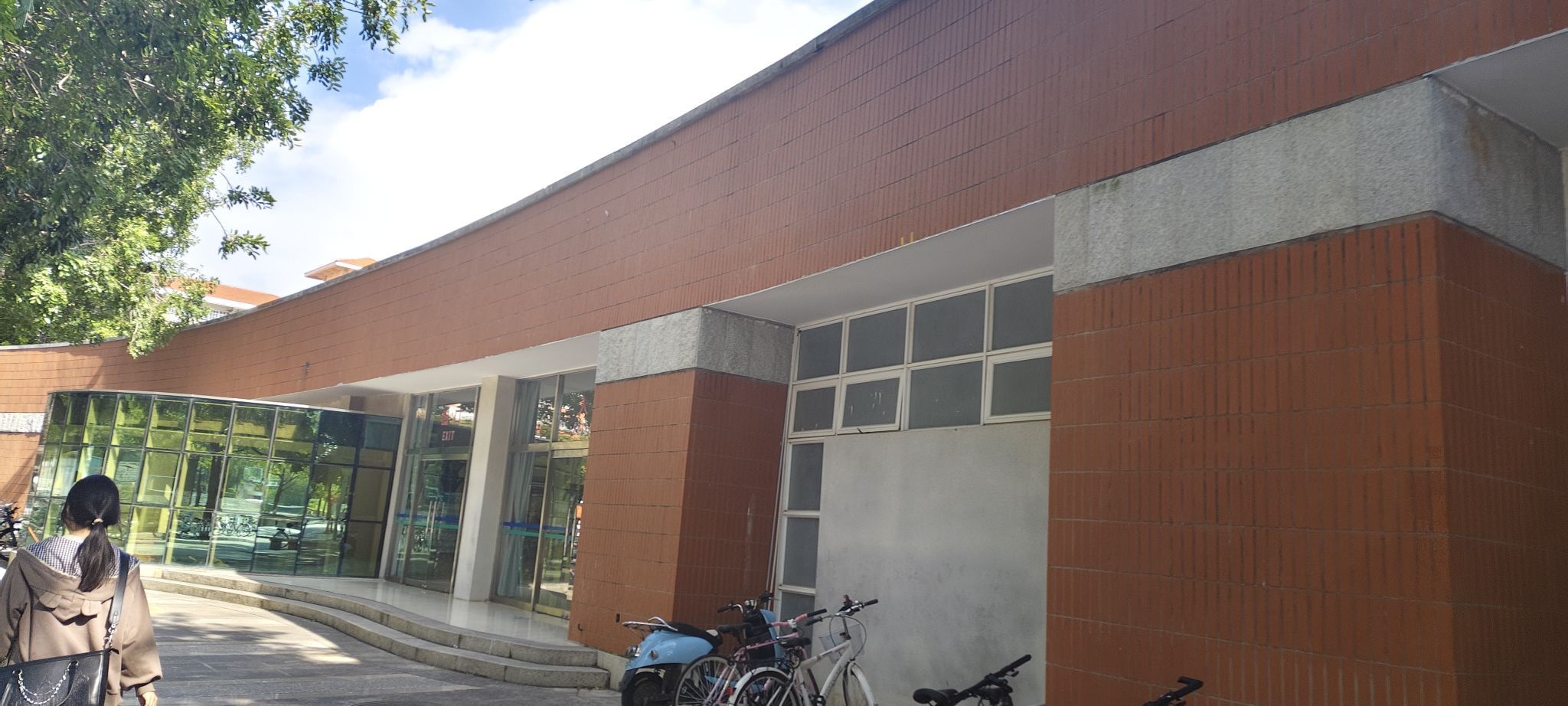 厦门大学(漳州校区)风雨球馆