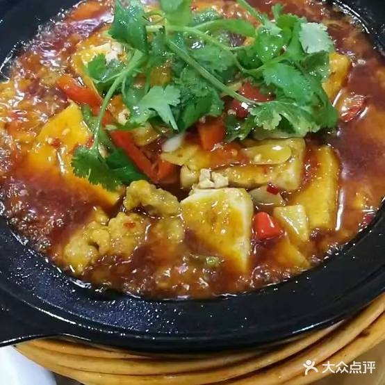 荷润烧麦郑教小鱼馆(孙吴店)