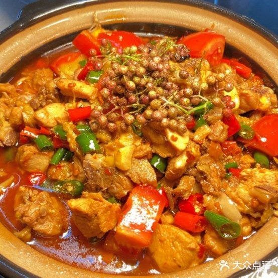 老杜家土鸡锅(好吃街店)