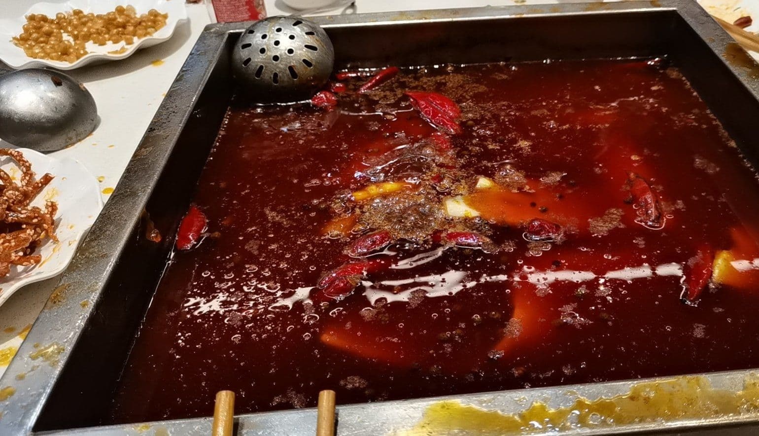 成渝味自助火锅(龙湖店)