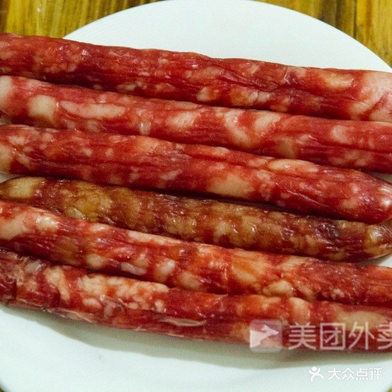 喜羊羊砂锅饭(解放路步行街店)