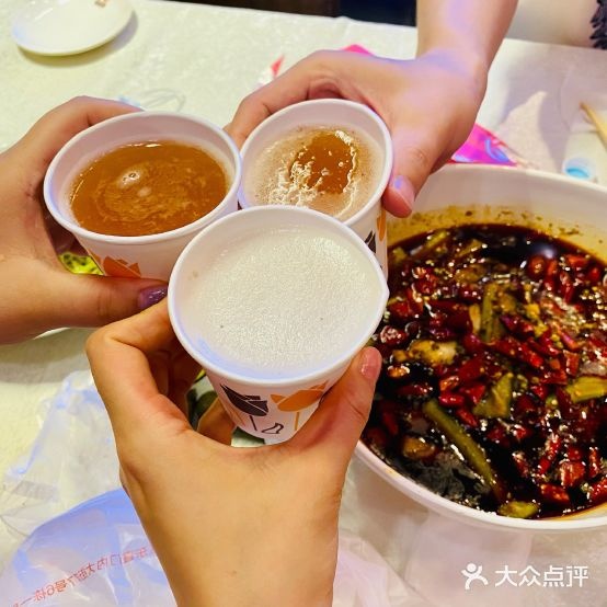 嘉陵楼馋嘴城(簋街店)