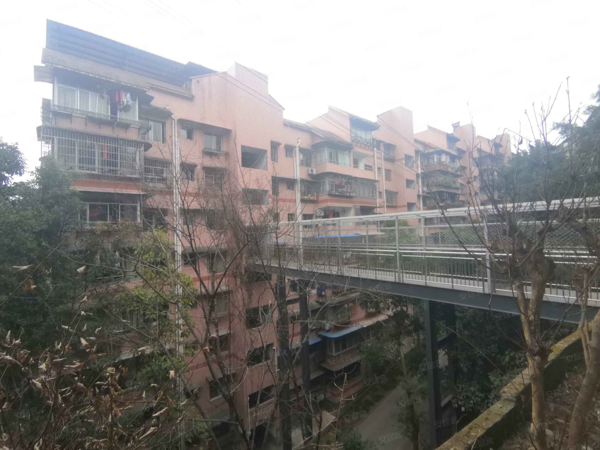 万州区电信公寓