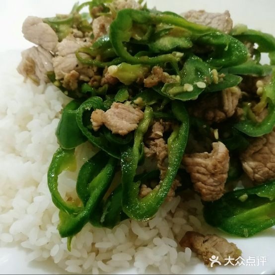 煌小区吃店