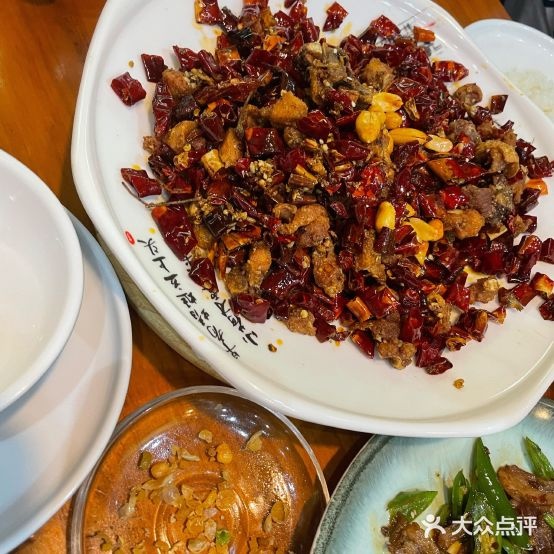 一筒江湖·重庆江胡菜(永乐路店)
