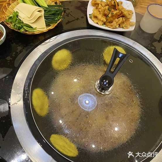 老崔家土锅炖