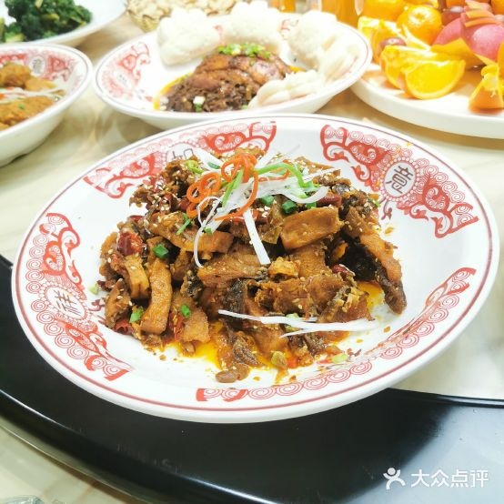 银鸿盛川湘菜(在水一方D区动区店)