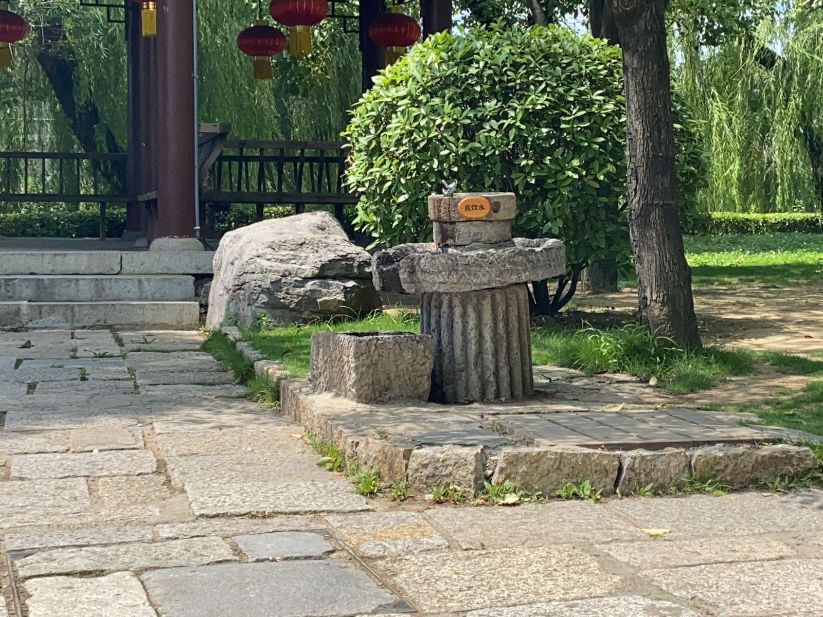 台湾街清真寺广场直饮水