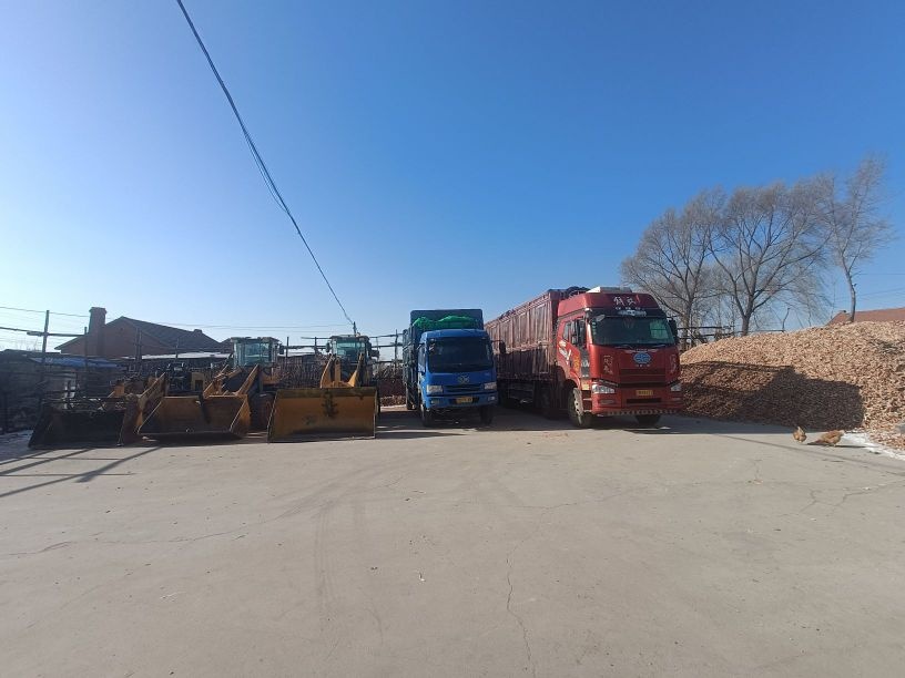 刘洪涛玉米芯收购点