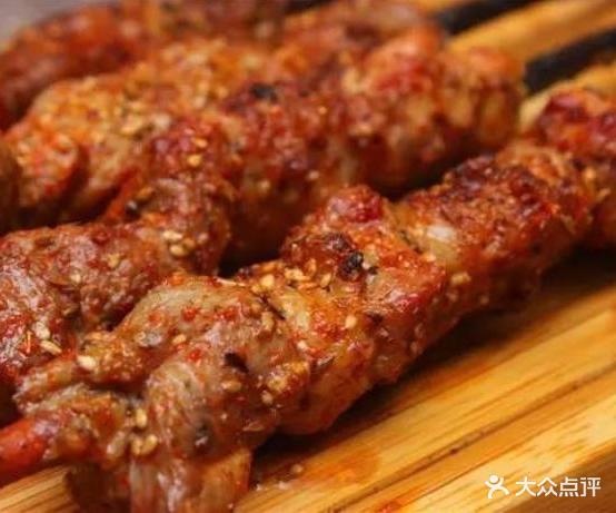 馕饼先生石锅鱼自助小锅