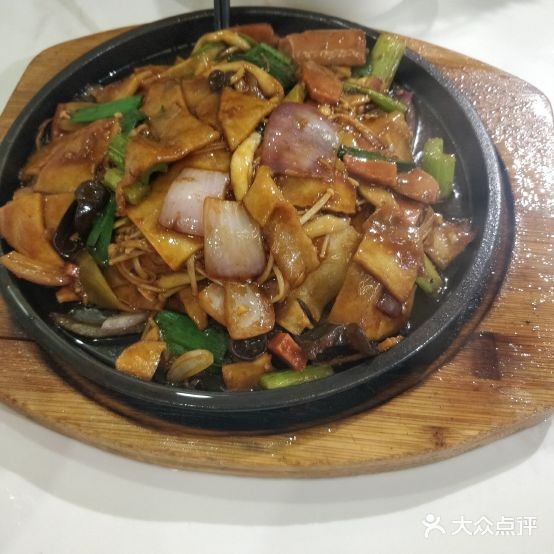 筷乐小调特色中餐