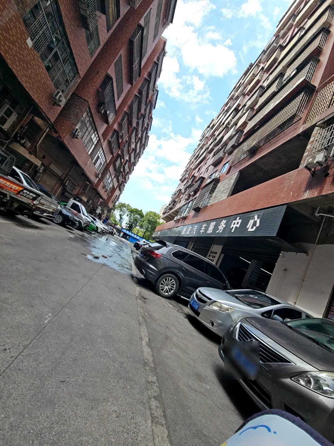 德宏汽车服务中心
