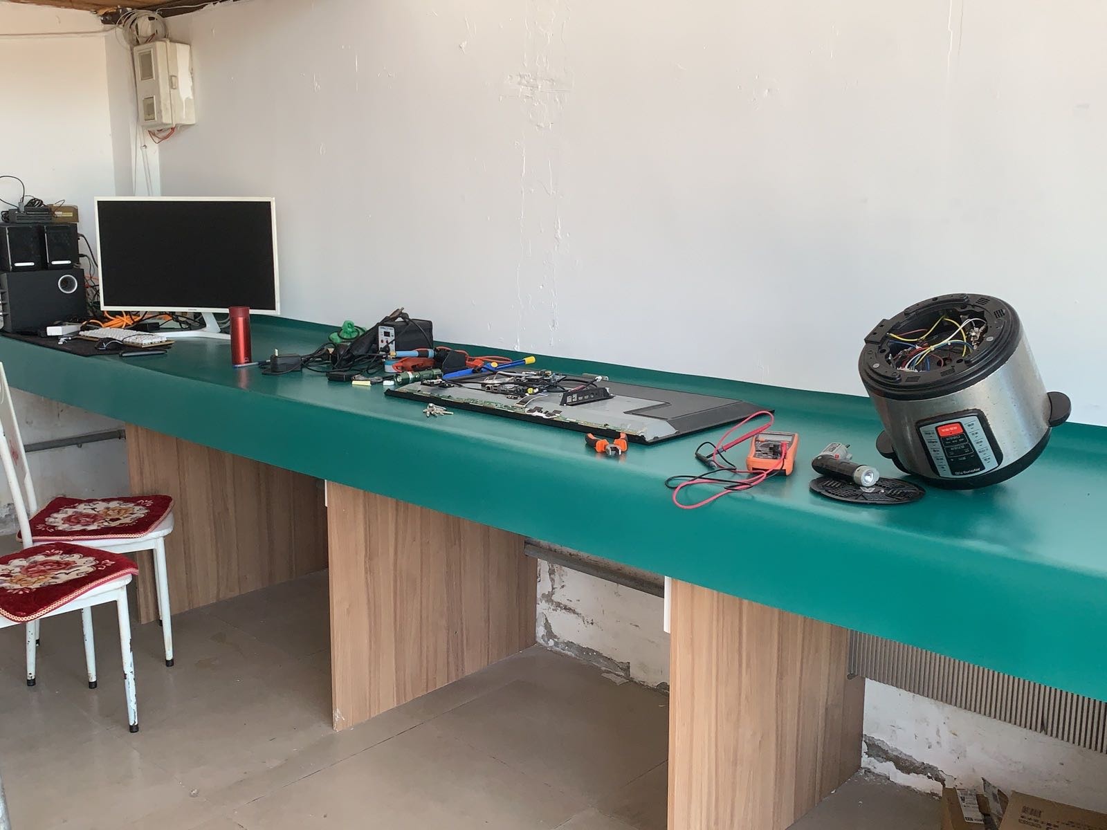 顺鑫家具维修