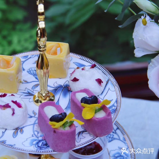 一湖春茶餐厅