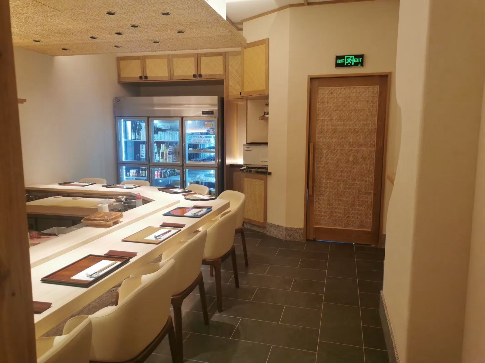 寿司小波(胶州路店)