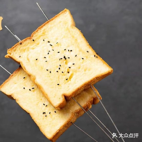丙犷孤约炭小酒馆