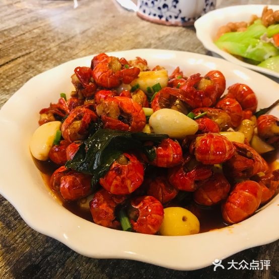 强记虾尾私房菜馆