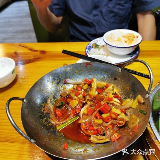 聚湘园土菜管(陈丰里商业广场店)