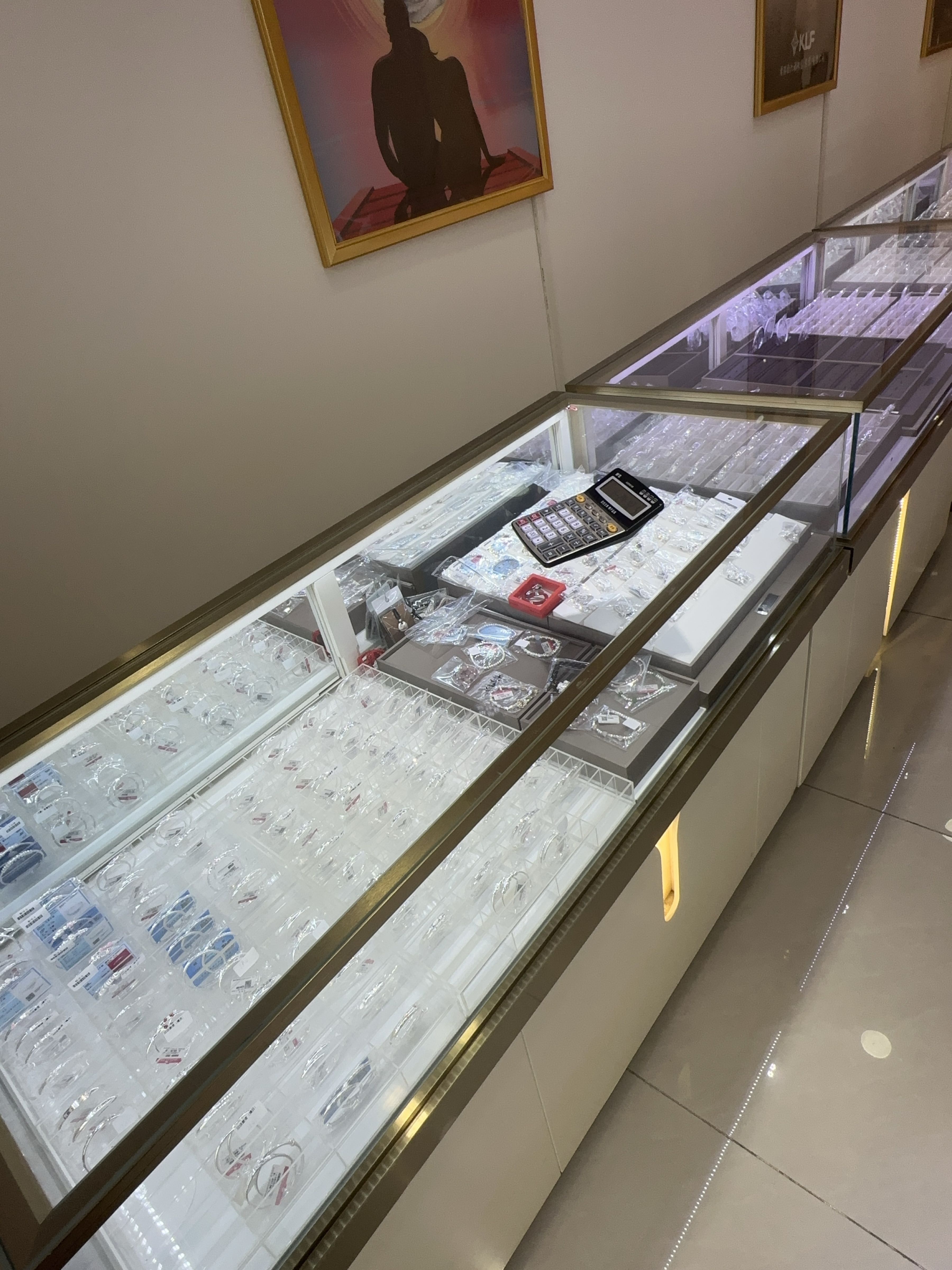 银狐银饰高价回收黄金