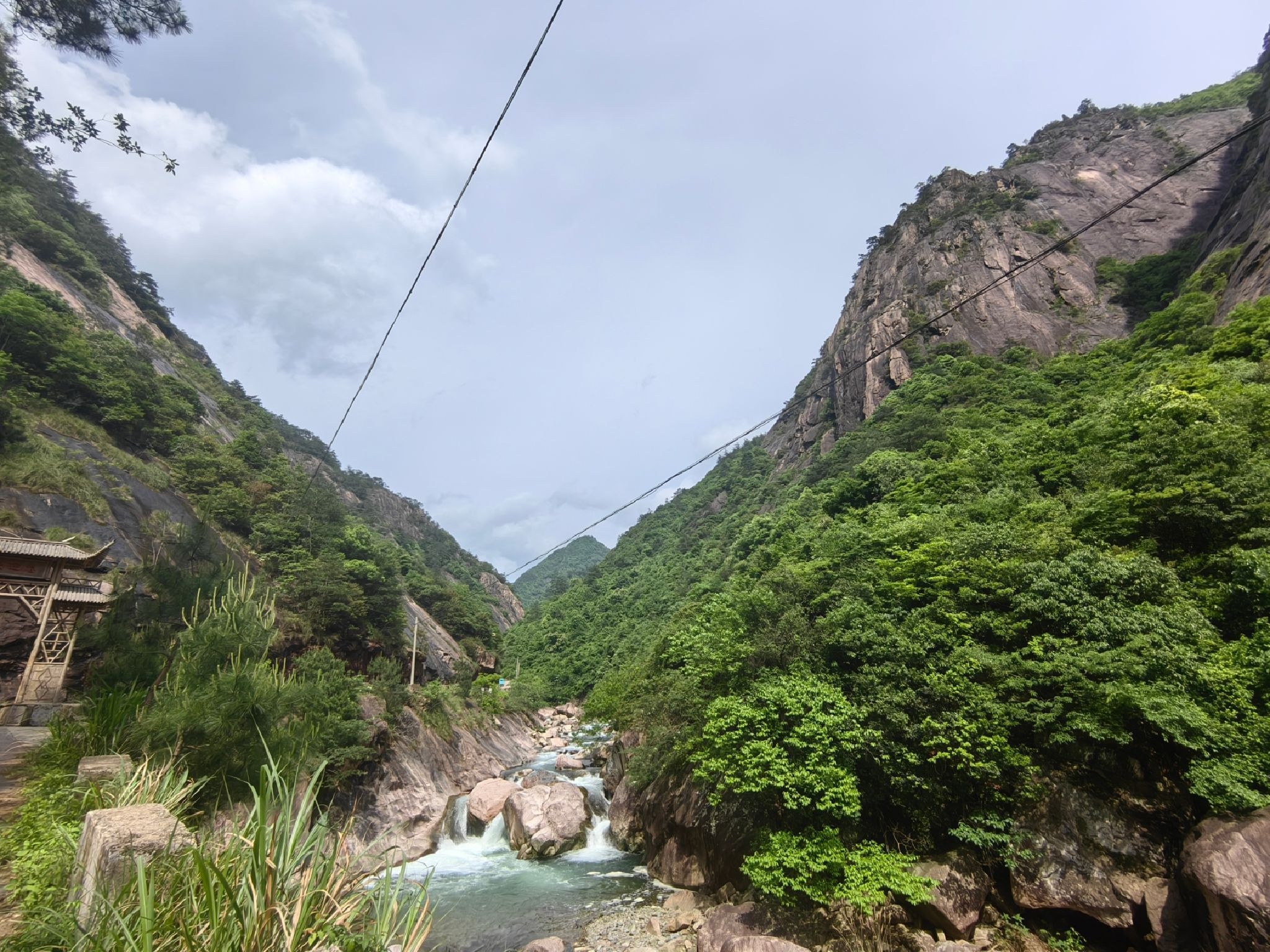 鄣山大峡谷风景区