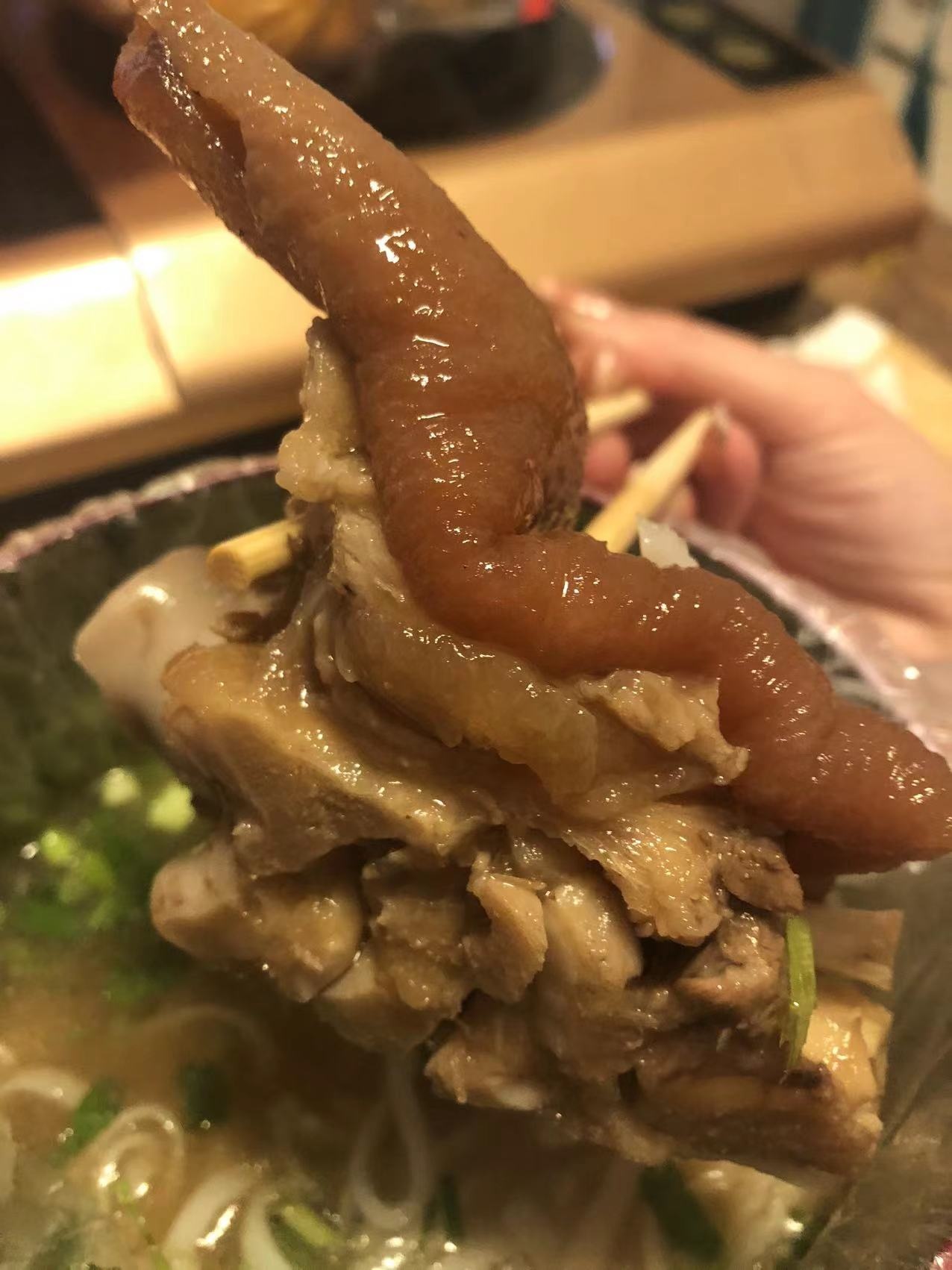 品鸿猪脚粉