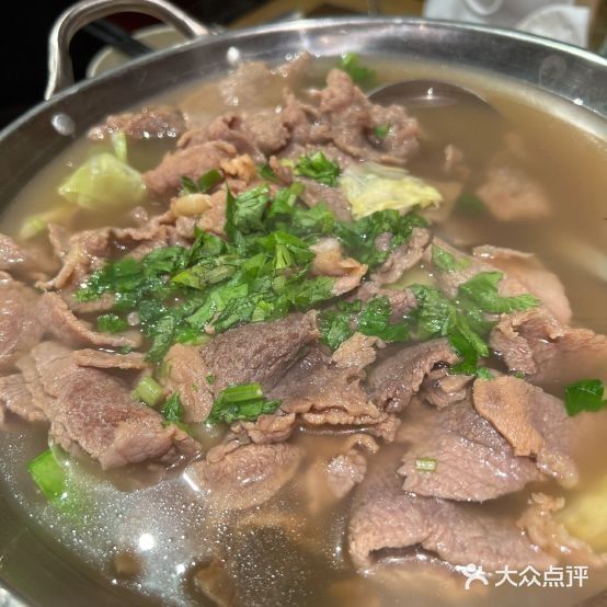 肖四女乐山跷脚牛肉(百乐广场店)
