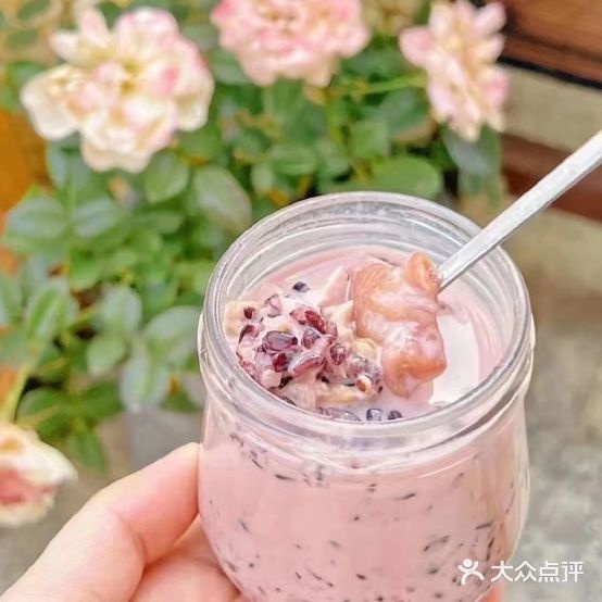 拾甘汤铺原盅鲜沌汤