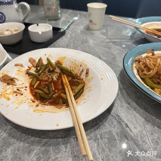 清真兰亭伊品拌面手抓餐厅