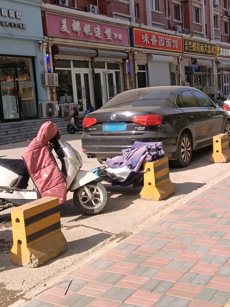 清真中国兰州拉面大盘鸡(卓达科苑公寓店)