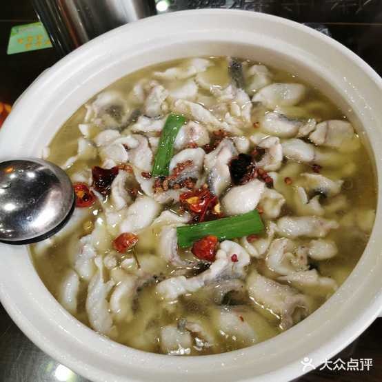 庄轩佬成都酸菜鱼(下傅小区店)