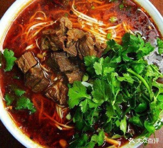 陈记老窖昆明小吃(体育公园店)
