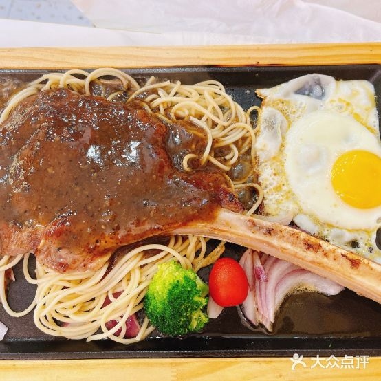 盛末嬷世经典-蓝主角中式牛排(东百中心店)