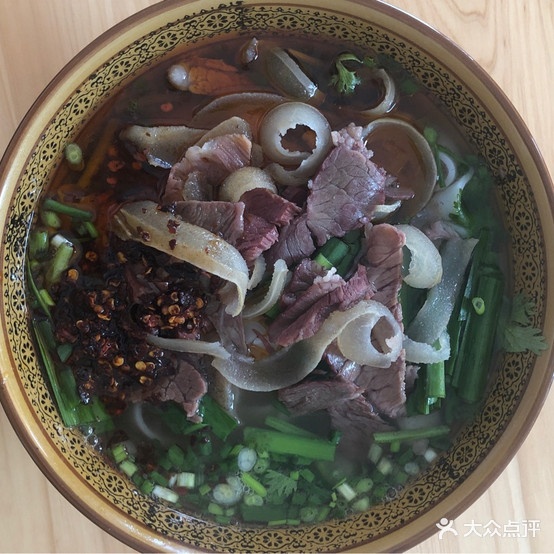 黄家带皮牛肉粉馆(永兴花苑店)