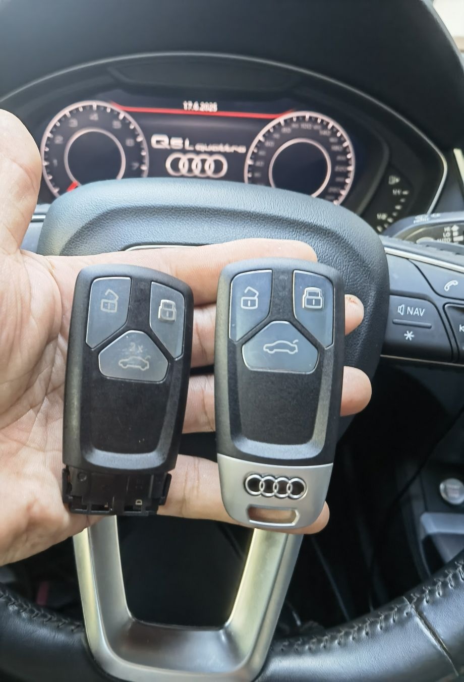 盈鑫专业开锁换锁配车钥匙