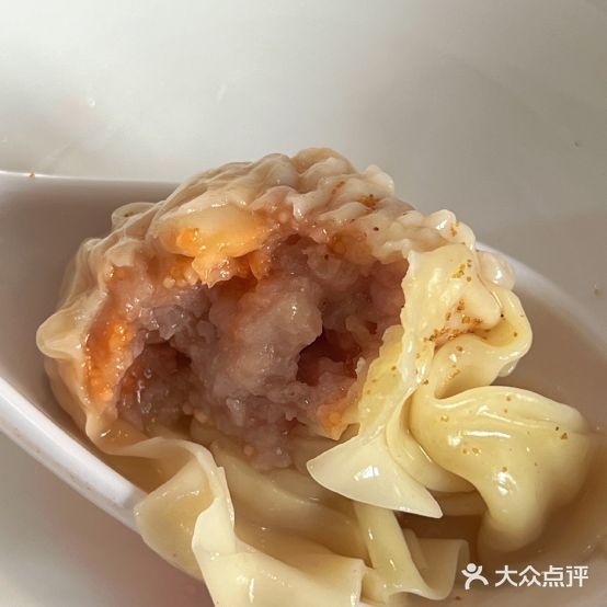 鸿运竹升云吞面